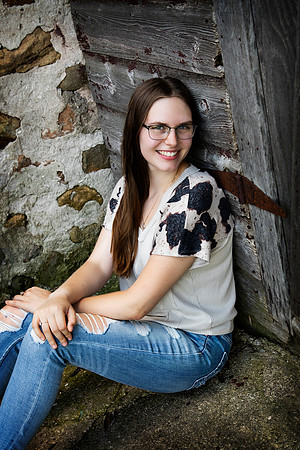 PBK_OLIVA_LENA_CLASS OF 23_8600