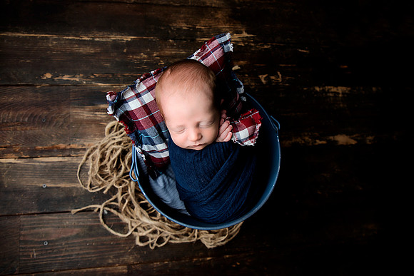 PBK_TROY_2023_NEWBORN_1038