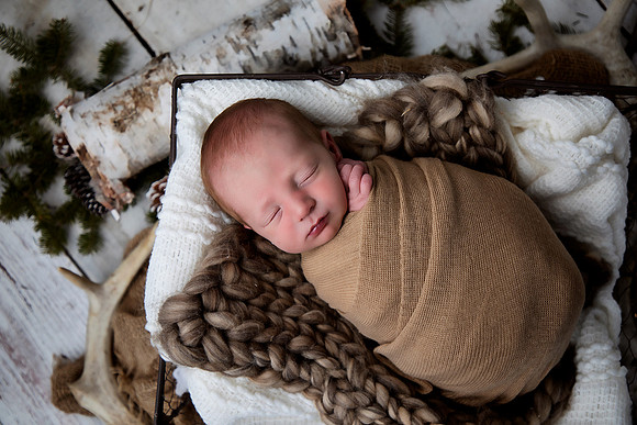 PBK_TROY_2023_NEWBORN_1114