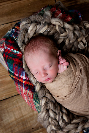 PBK_TROY_2023_NEWBORN_1191