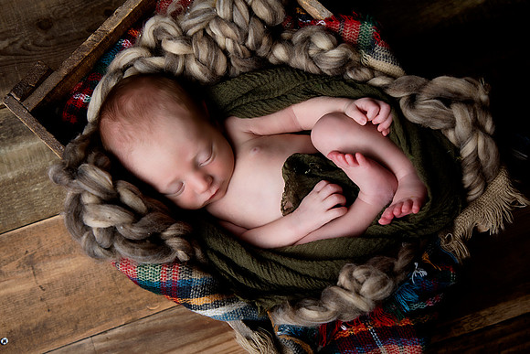 PBK_TROY_2023_NEWBORN_1309