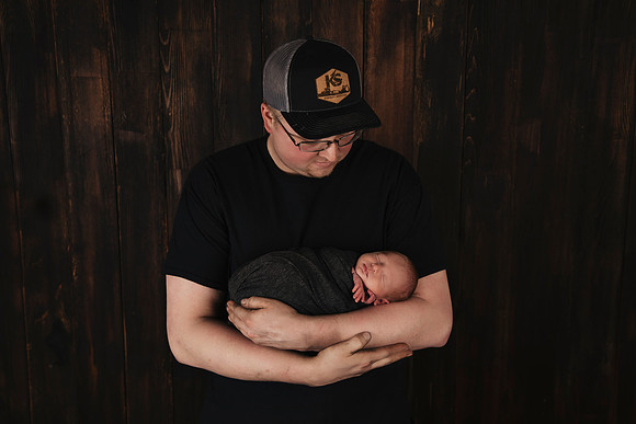 PBK_TROY_2023_NEWBORN_1384 1