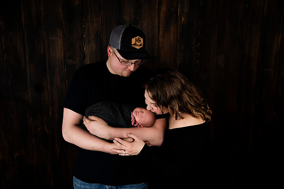 PBK_TROY_2023_NEWBORN_1403