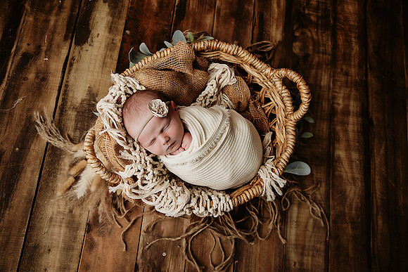 PBK_VOELZ_HARPER_NEWBORN_2023_9712 copy