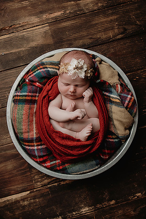 PBK_VOELZ_HARPER_NEWBORN_2023_9903 1