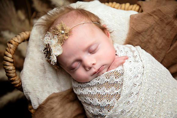 PBK_CARLSON_NEWBORN_2023_5393