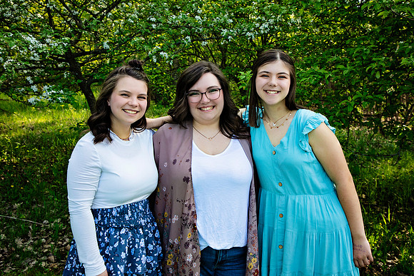 PBK_FAMILY_5.20_2023_5850