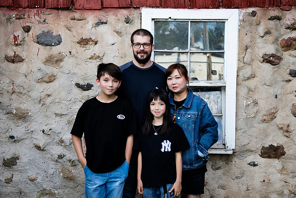 PBK_Strnad Family_2023_0752