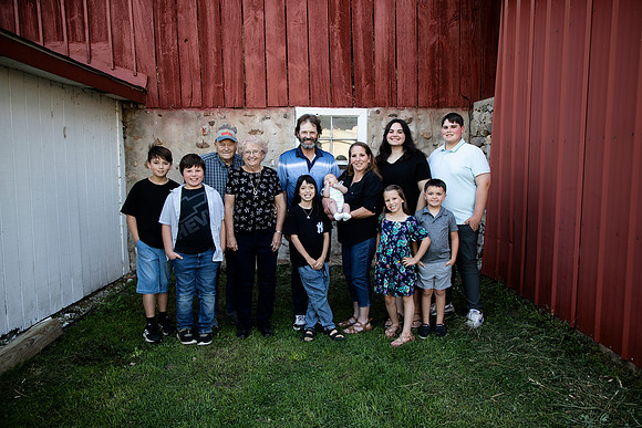 PBK_Strnad Family_2023_1100