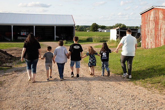 PBK_Strnad Family_2023_1459