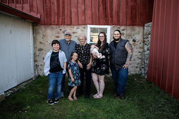 PBK_Strnad Family_2023_1260