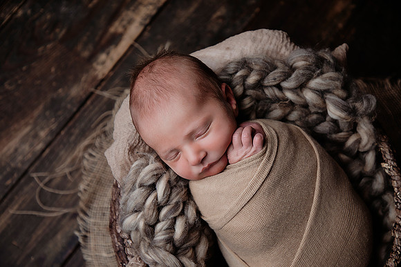 PBK_TUCKER_NEWBORN_2024_3394 copy