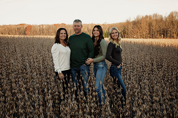 PBK_GilbertsonFamily_2023_6135 copy