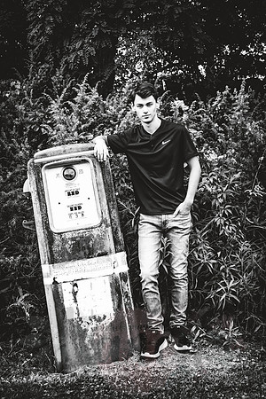 PBK_ASHTON_2021_4547 1