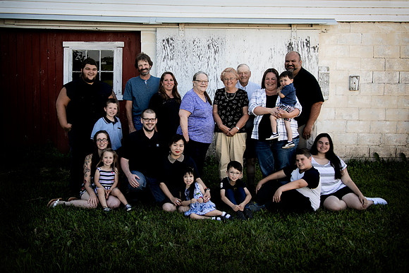 PBK_strnadfamily2019_8676