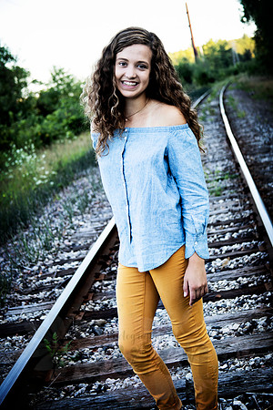 PBK_caitlynofclassof2020_9040