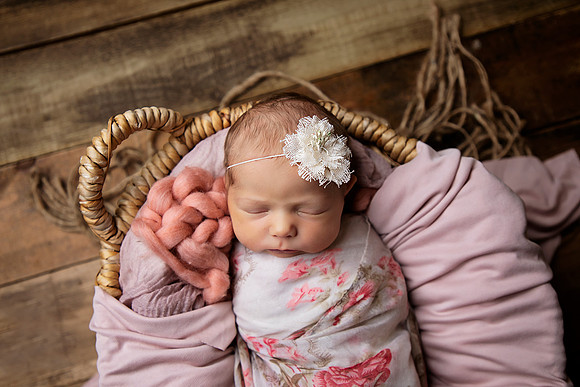 PBK_RIVER_NEWBORN_2024_2289 copy