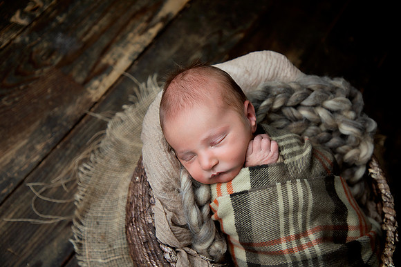 PBK_TUCKER_NEWBORN_2024_3400