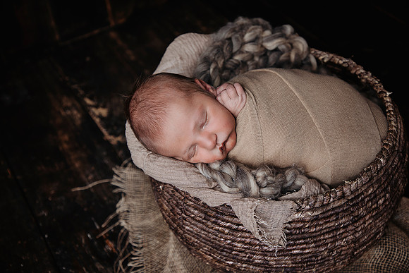 PBK_TUCKER_NEWBORN_2024_3462 copy