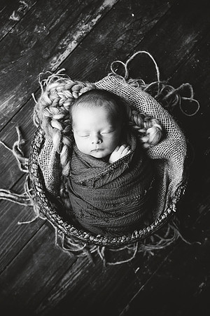 PBK_LEVI_NEWBORN_2022_9656 copy