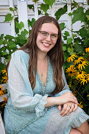 PBK_OLIVIA_LENA_CLASS OF 23_8274
