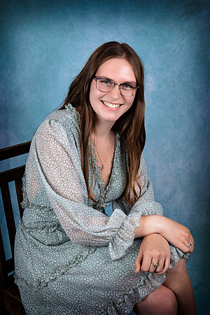 PBK_OLIVIA_LENA_CLASS OF 23_8239